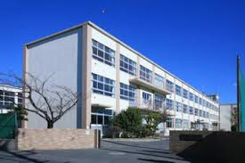 【中学校】茅ケ崎市立松浪中学校まで1273ｍ
