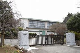 【中学校】睦中学校まで2060ｍ