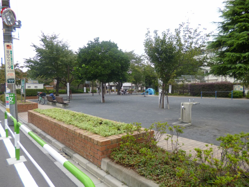 【公園】南長崎花咲公園まで694ｍ