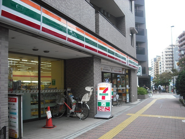 【コンビニエンスストア】セブンイレブン　文京小石川4丁目店まで105ｍ