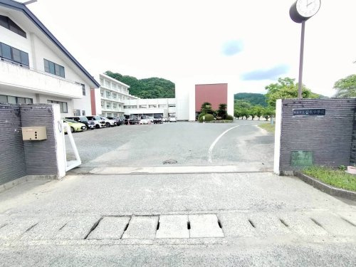 【中学校】朝倉市立甘木中学校まで2997ｍ