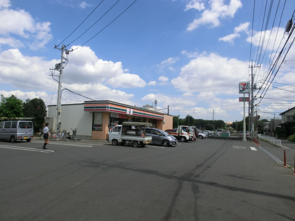 【コンビニエンスストア】　セブンイレブン新座石神1丁目店まで131ｍ