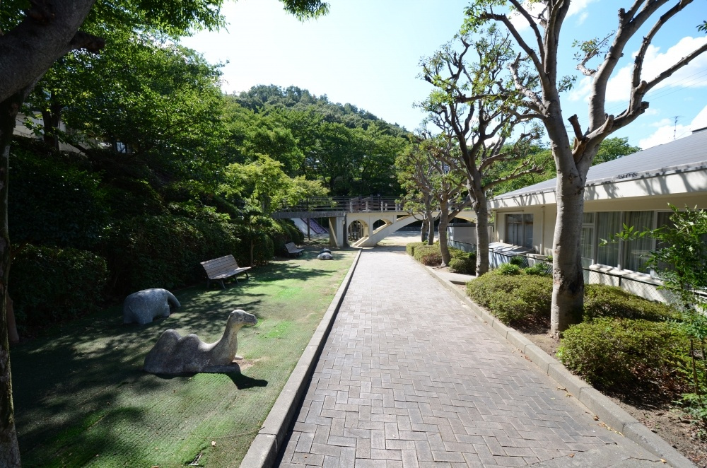 【公園】松ヶ丘公園まで241ｍ