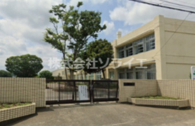 【小学校】飯能市立加治小学校まで154ｍ