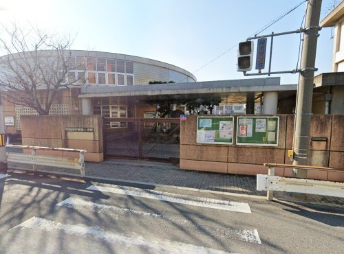 【小学校】東大阪市立成和小学校まで746ｍ
