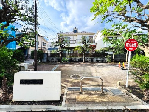 【公園】練馬区立あせび緑地まで20ｍ