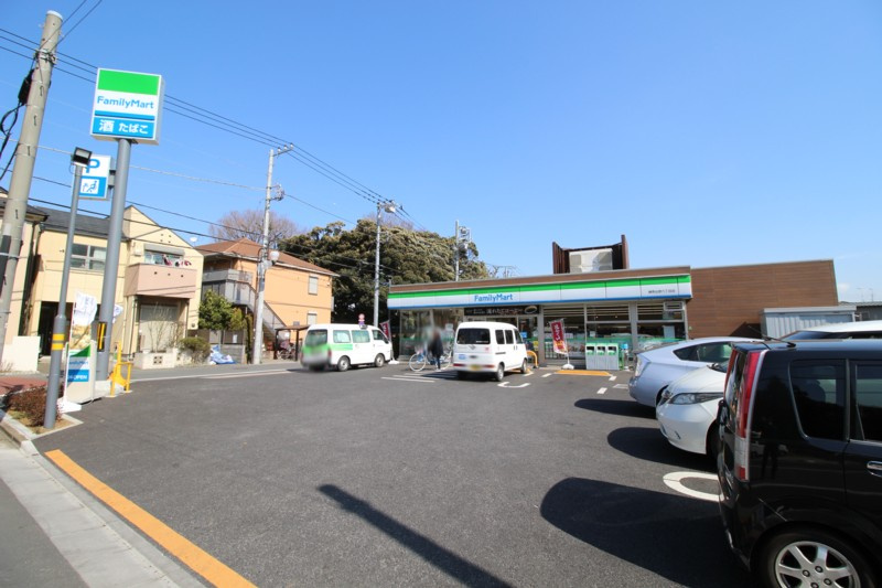 【コンビニエンスストア】ファミリーマート　練馬谷原六丁目店まで180ｍ