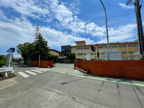 【中学校】小田原市立城北中学校まで1049ｍ