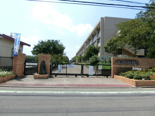 【小学校】鶴ヶ島市立南小学校まで302ｍ