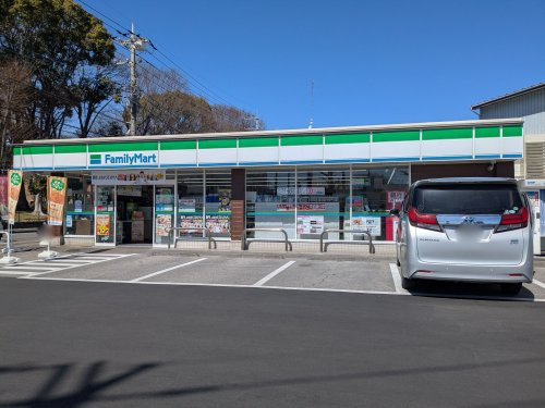 【コンビニエンスストア】ファミリーマート宇都宮文化会館前まで928ｍ