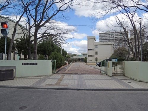 【中学校】豊中市立第九中学校まで661ｍ