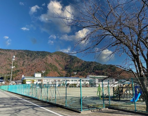 【小学校】鳴沢村立鳴沢小学校まで3626ｍ