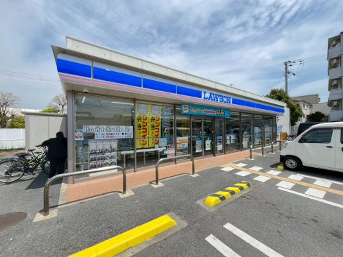 【コンビニエンスストア】ローソン尼崎大西町三丁目店まで363ｍ