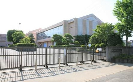 【小学校】龍ケ崎市立長山小学校まで380ｍ