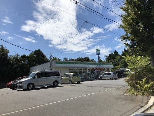【コンビニエンスストア】ファミリーマート　守谷みずき野店まで654ｍ