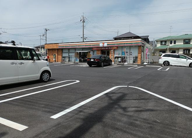 【コンビニエンスストア】セブンイレブン　竜ケ崎長山6丁目店まで655ｍ