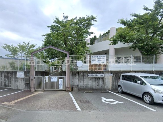 【市役所・区役所】静岡市役所　保健福祉施設　子育て支援センター服織まで1625ｍ