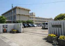 【小学校】城北小学校まで850ｍ
