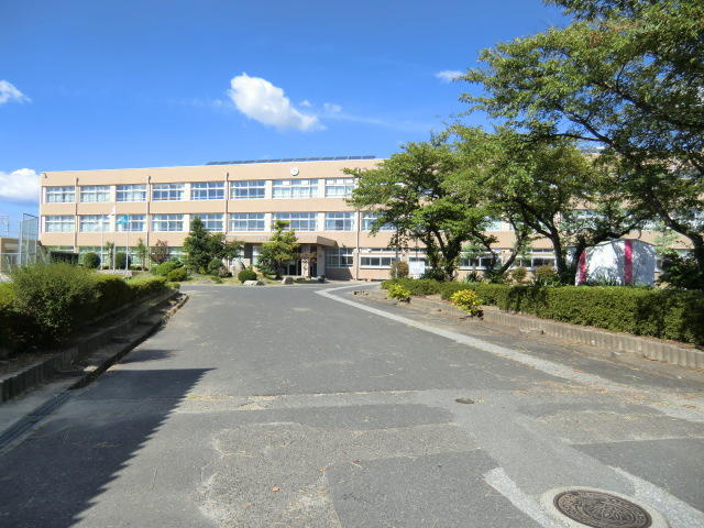 【中学校】愛荘町立愛知中学校まで1750ｍ