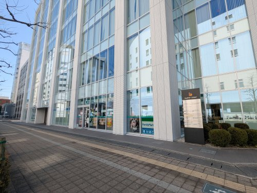 【コンビニエンスストア】ファミリーマート宇都宮駅東口店まで812ｍ