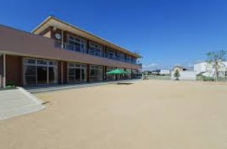【保育園】瑠璃よこはま保育園まで448ｍ