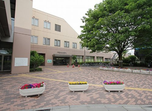 【図書館】新座市福祉の里図書館まで950ｍ
