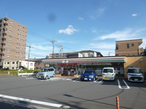 【コンビニエンスストア】セブンイレブン　越谷蒲生茜町店まで626ｍ