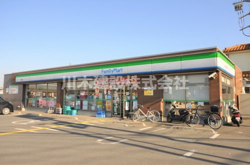 【コンビニエンスストア】ファミリーマート　川越今福店まで1050ｍ