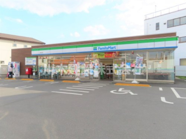 【コンビニエンスストア】ファミリーマート　川越天沼店まで920ｍ