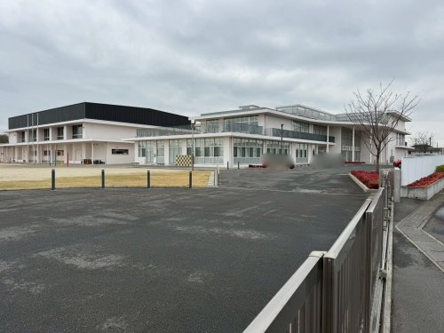 【小学校】小山市立東城南小学校まで1065ｍ