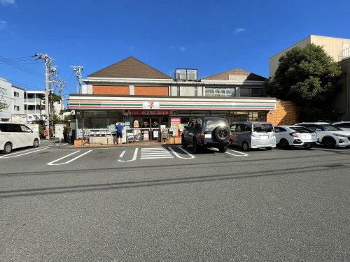 【コンビニエンスストア】セブンイレブン藤沢片瀬店まで170ｍ
