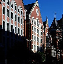 【大学】慶應義塾大学まで606ｍ