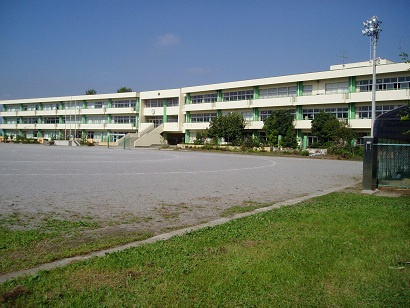 【小学校】金杉小学校まで2000ｍ