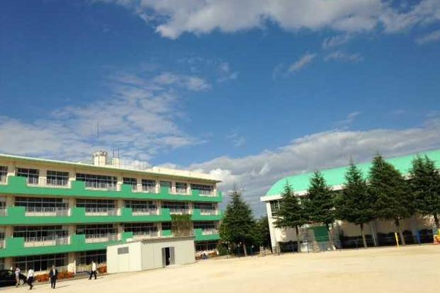 【小学校】取手市立戸頭小学校まで1200ｍ