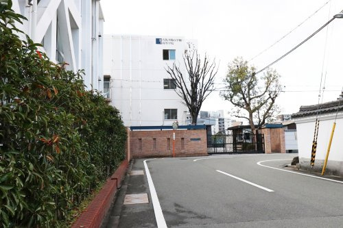 【高校】私立大阪夕陽丘学園高校まで679ｍ
