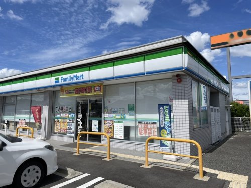 【コンビニエンスストア】ファミリーマート　西宮山口町名来店まで337ｍ