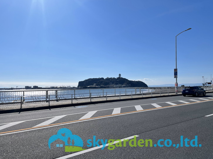 【その他】片瀬東浜海水浴場まで380ｍ