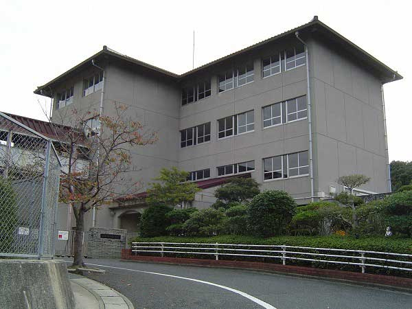 【小学校】府中北小学校まで758ｍ