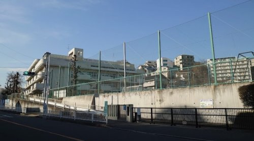 【小学校】横浜市立宮谷小学校まで258ｍ