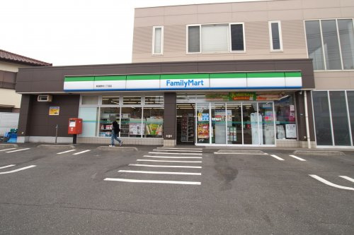 【コンビニエンスストア】ファミリーマート新座野寺二丁目店まで650ｍ