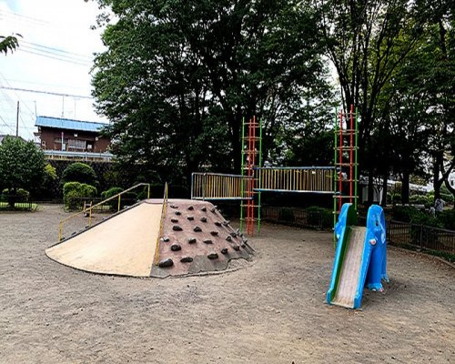 【公園】めじろ台南公園まで121ｍ