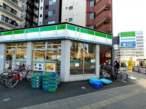 【コンビニエンスストア】ファミリーマート　南多摩高校前店まで159ｍ