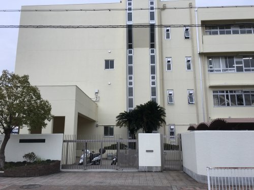 【中学校】四條畷市立四條畷西中学校まで865ｍ