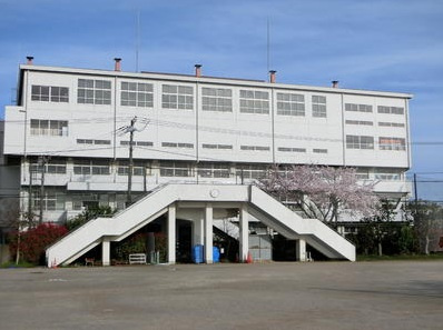 【中学校】大洲中学校まで216ｍ