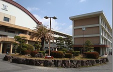 【高校】広島県立五日市高校まで636ｍ