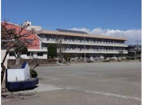 【小学校】小山市立旭小学校まで1421ｍ