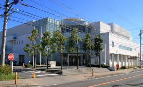 【市役所・区役所】鎌倉市腰越行政センターまで434ｍ