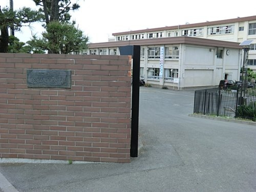 【中学校】茅ヶ崎市立松林中学校まで847ｍ