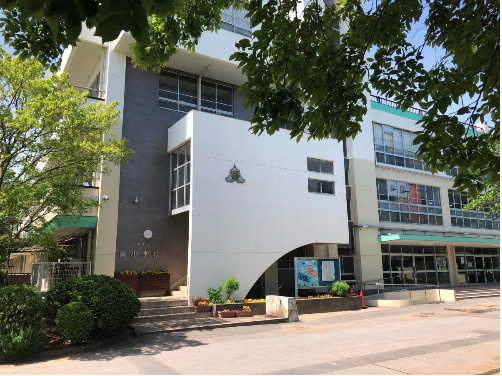 【小学校】北本市立東小学校まで1297ｍ