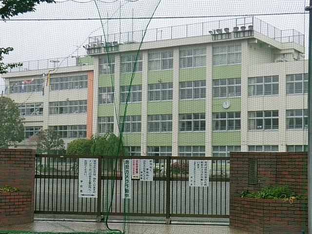【小学校】福生市立福生第六小学校まで264ｍ